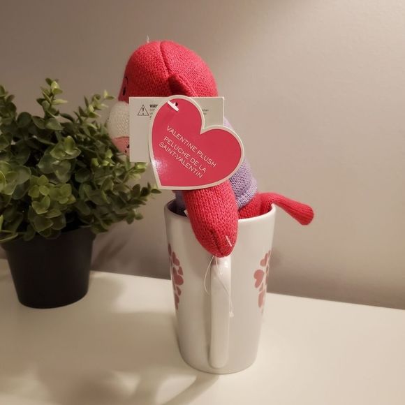 🌺 3/$25 Sock Monkey in mug with heart design 💕 - Picture 4 of 16